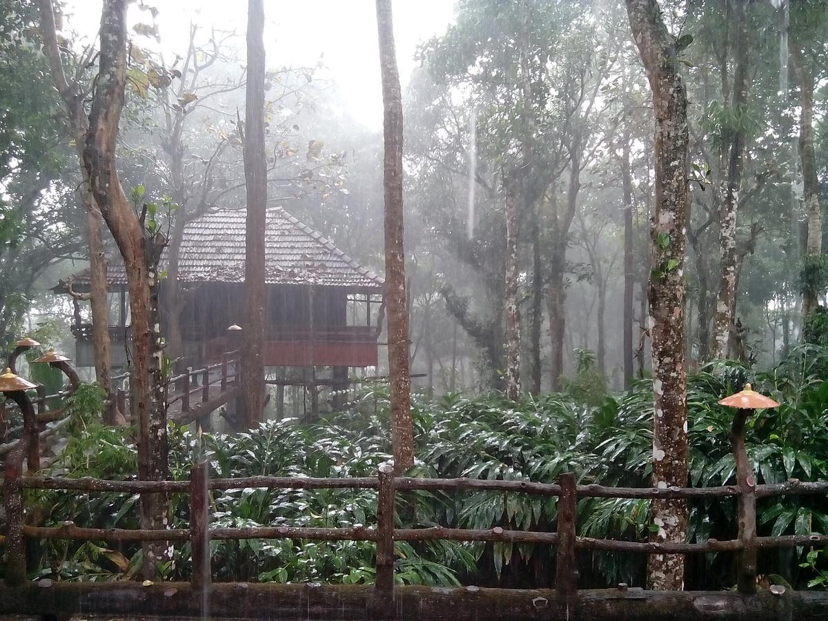 Kalppavanam Heritage Resort Теккади Экстерьер фото
